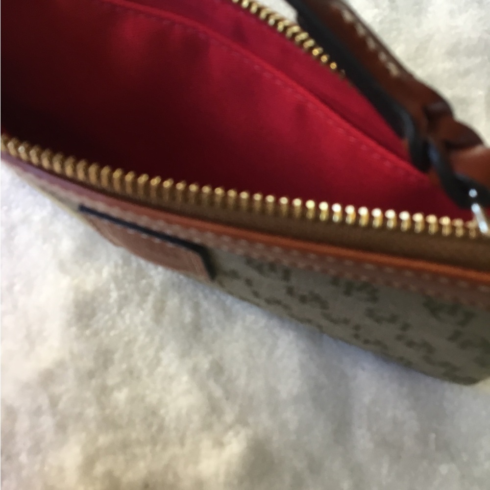 DOONEY AND BOURKE IVY GREEN WRISTLET - Picture 4 of 4